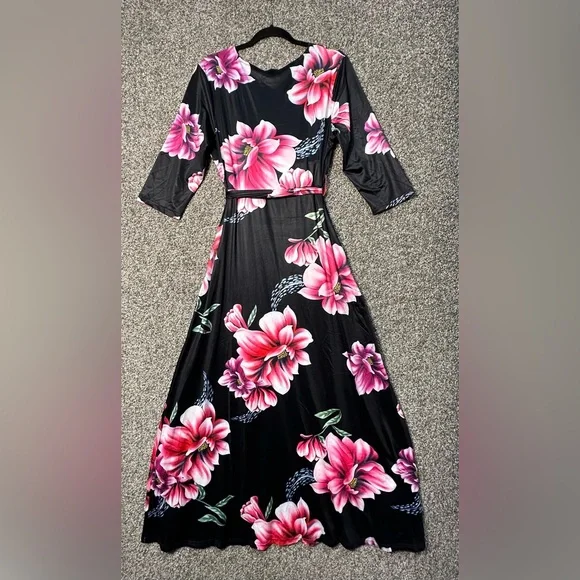 NWOT Plus Size Floral V-Neck 3/4 Sleeve Maxi Dress Size XL - Picture 4 of 6